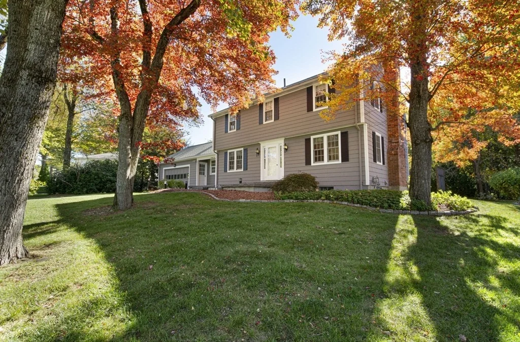 Photo of 93 Winfield Rd