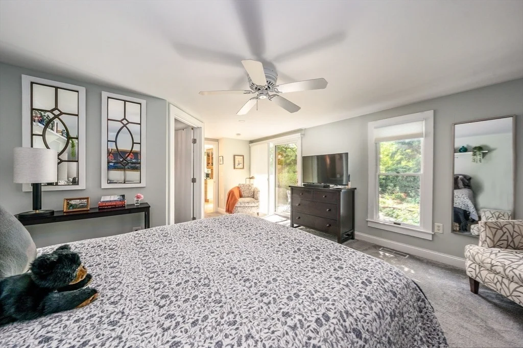 Photo of 96 Greensward Rd
