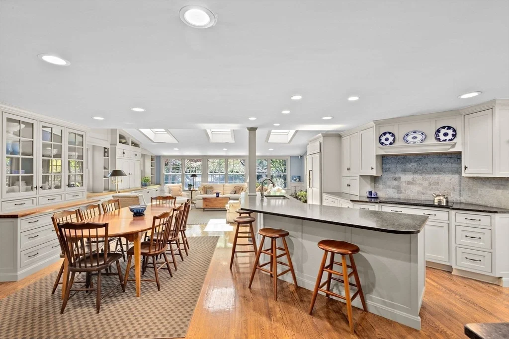 Photo of 24 Sedgewick Dr