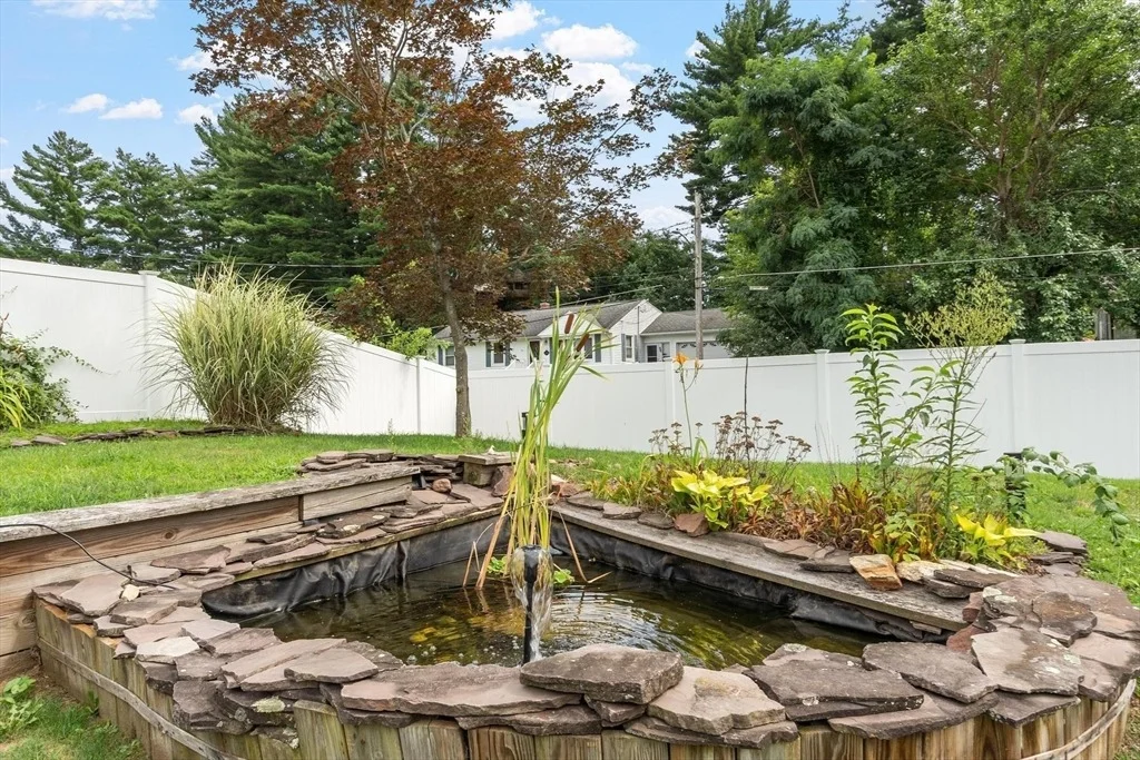Photo of 15 Pinebrook Dr