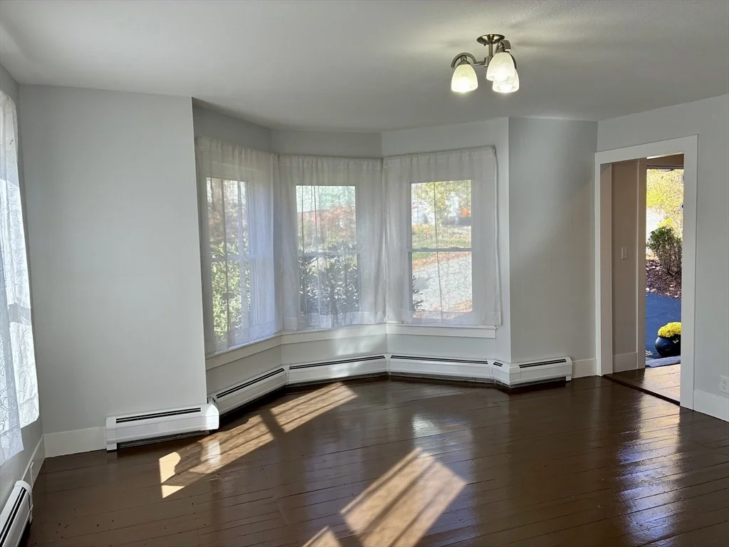 Photo of 140 Mechanic St