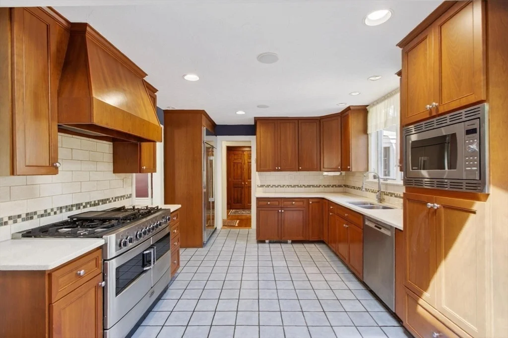 Photo of 152 Beverly Rd