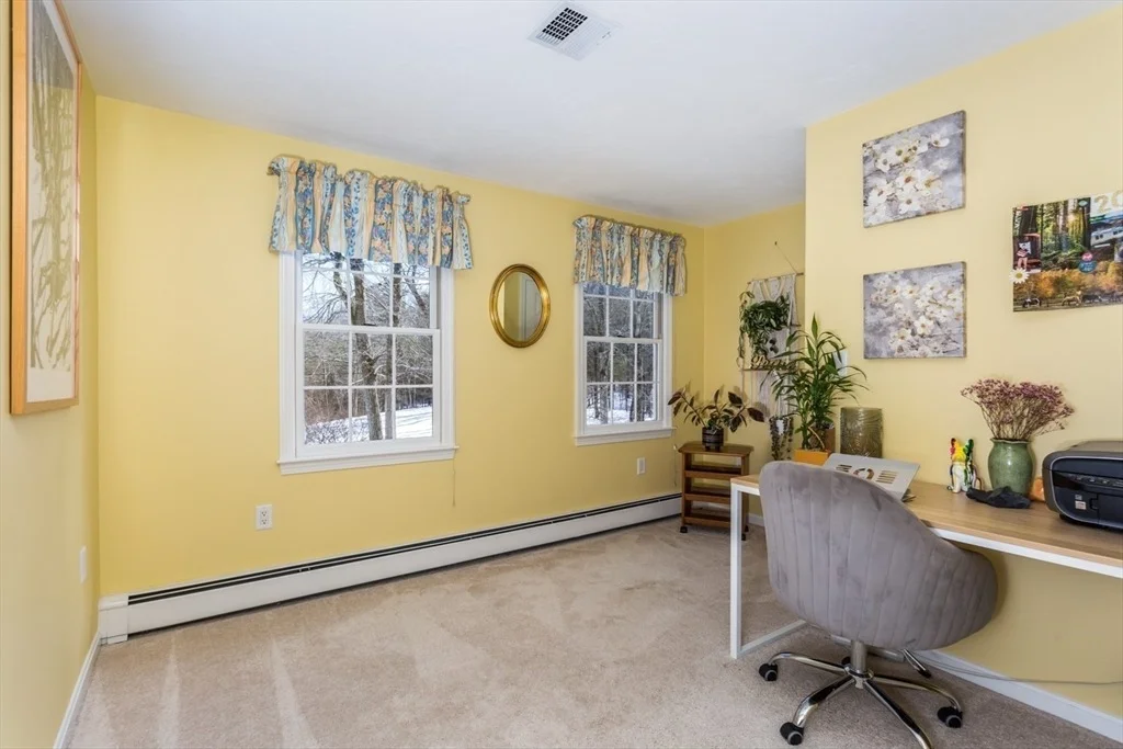 Photo of 48 Skyline Dr