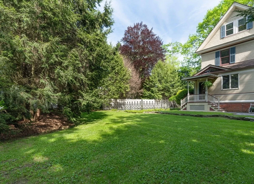 Photo of 51 Harrison Ave