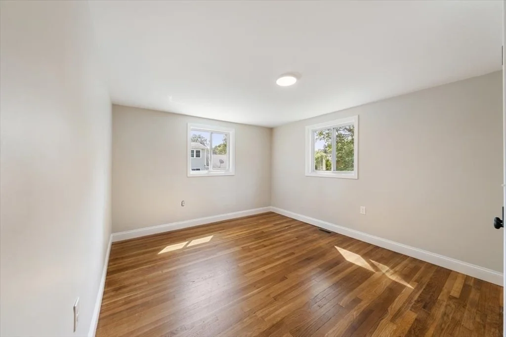 Photo of 115 Edgewood St