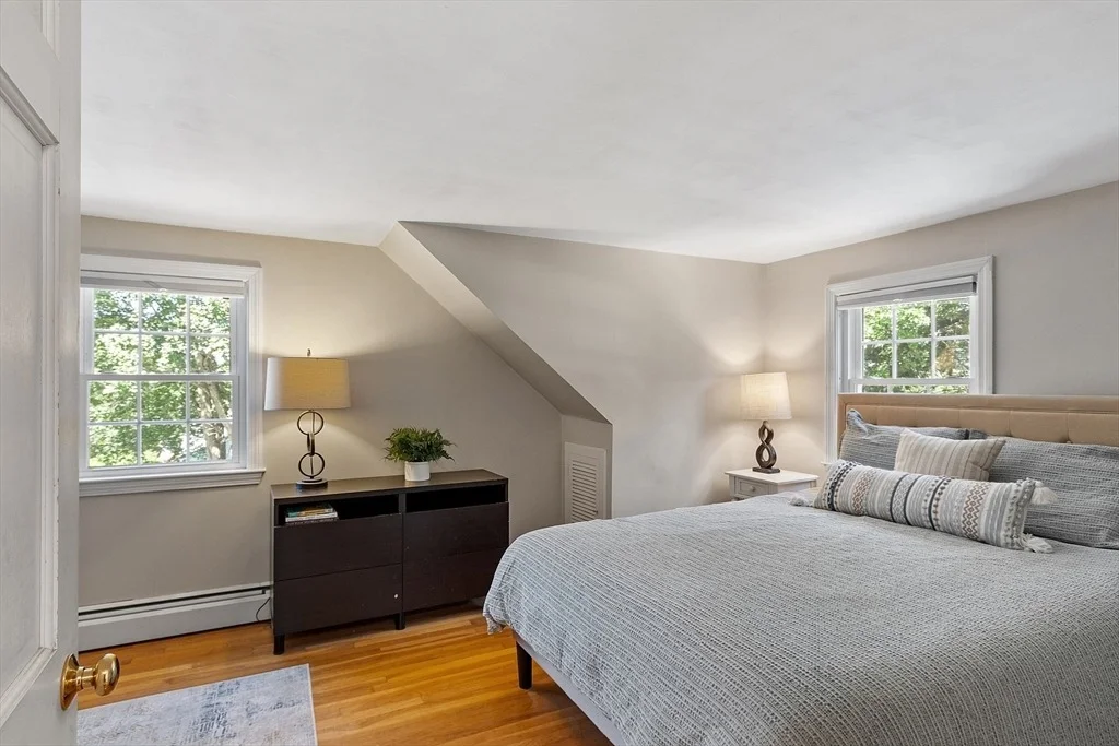 Photo of 27 Mill Ln