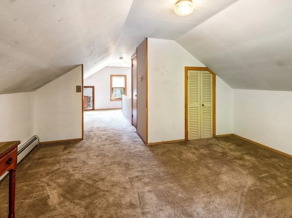 Photo of 83 Commodore Rd