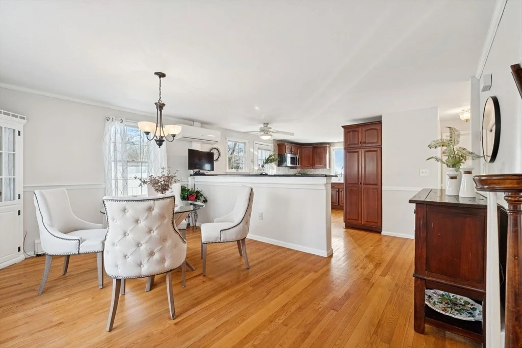 Photo of 27 Temple St