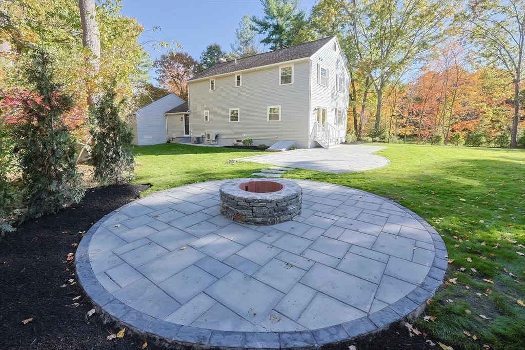Photo of 4 Deerfield Road