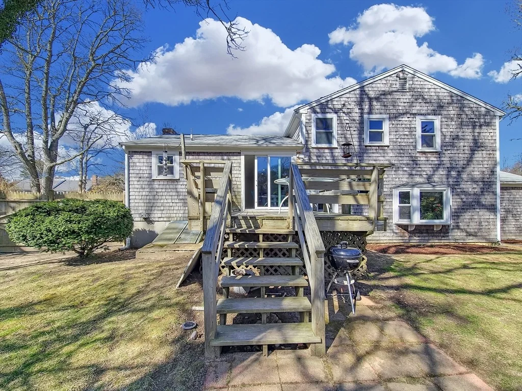 Photo of 11 Great Oak Rd