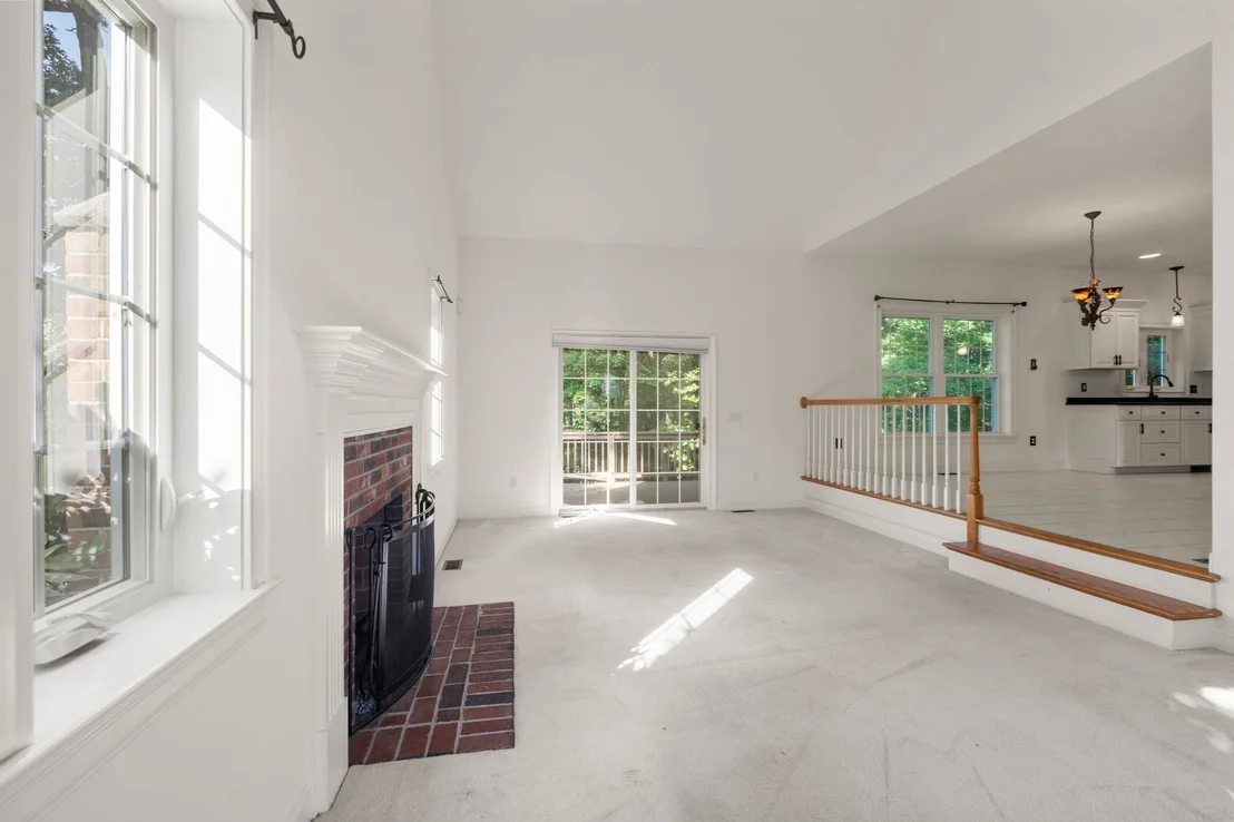 Photo of 34 Laurelwood Dr