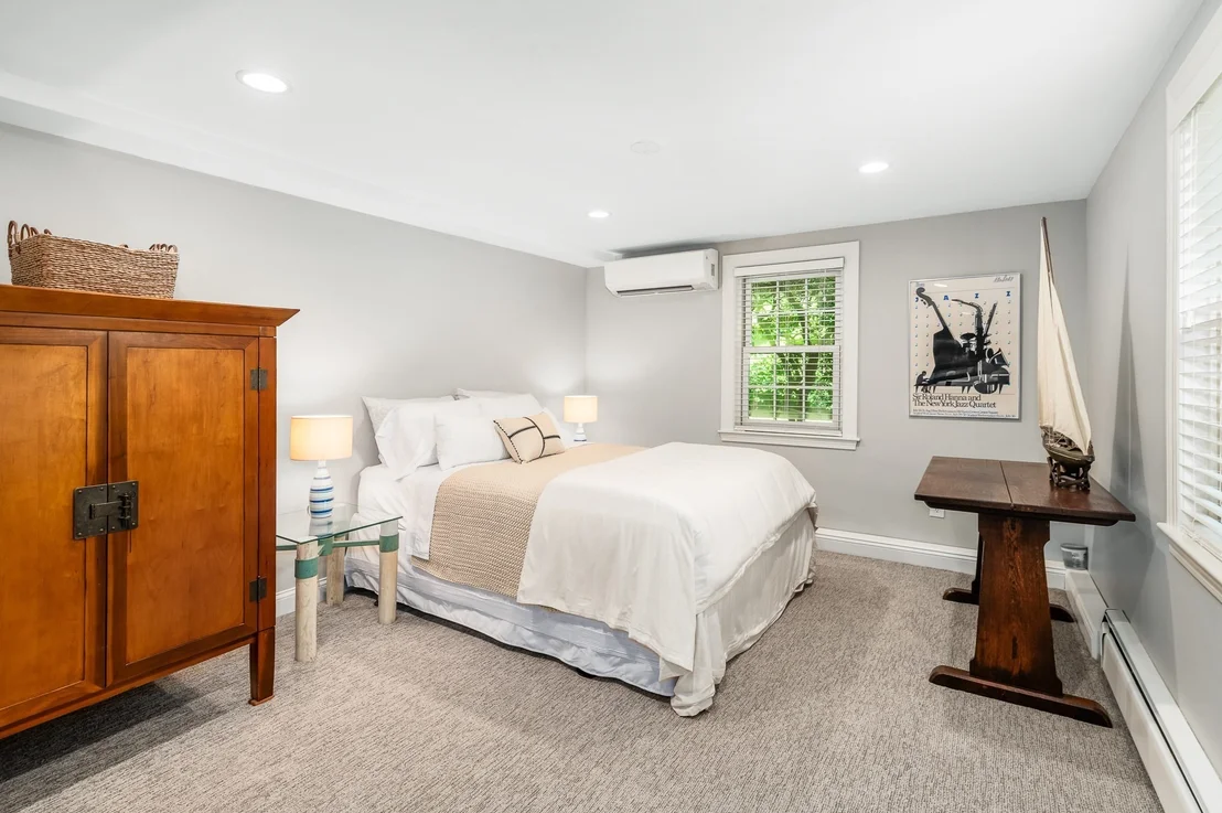Photo of 10 Burnham Road