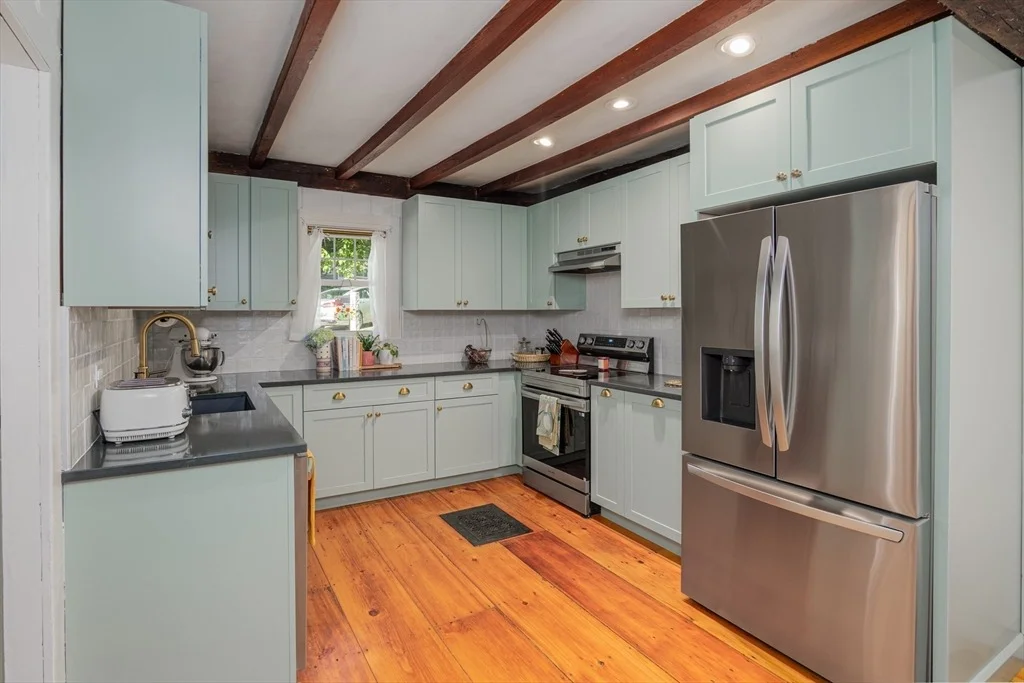 Photo of 129 Whitehall Rd