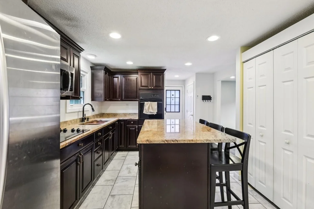 Photo of 180 John Scott Blvd