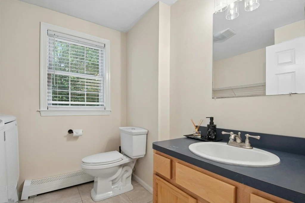 Photo of 37 Mark Dr