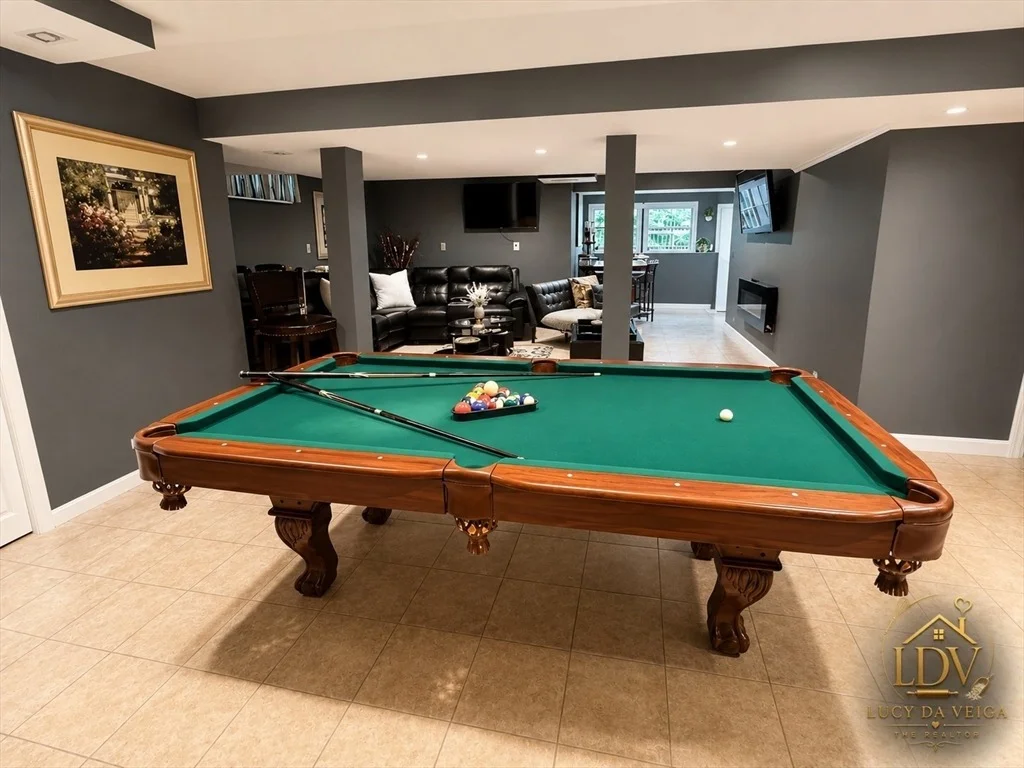 Photo of 252 Elizabeth Dr