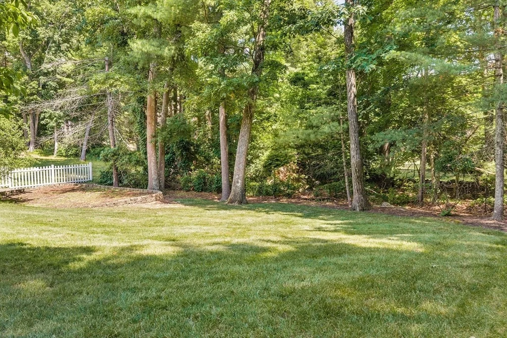 Photo of 7 Sherborne Cir