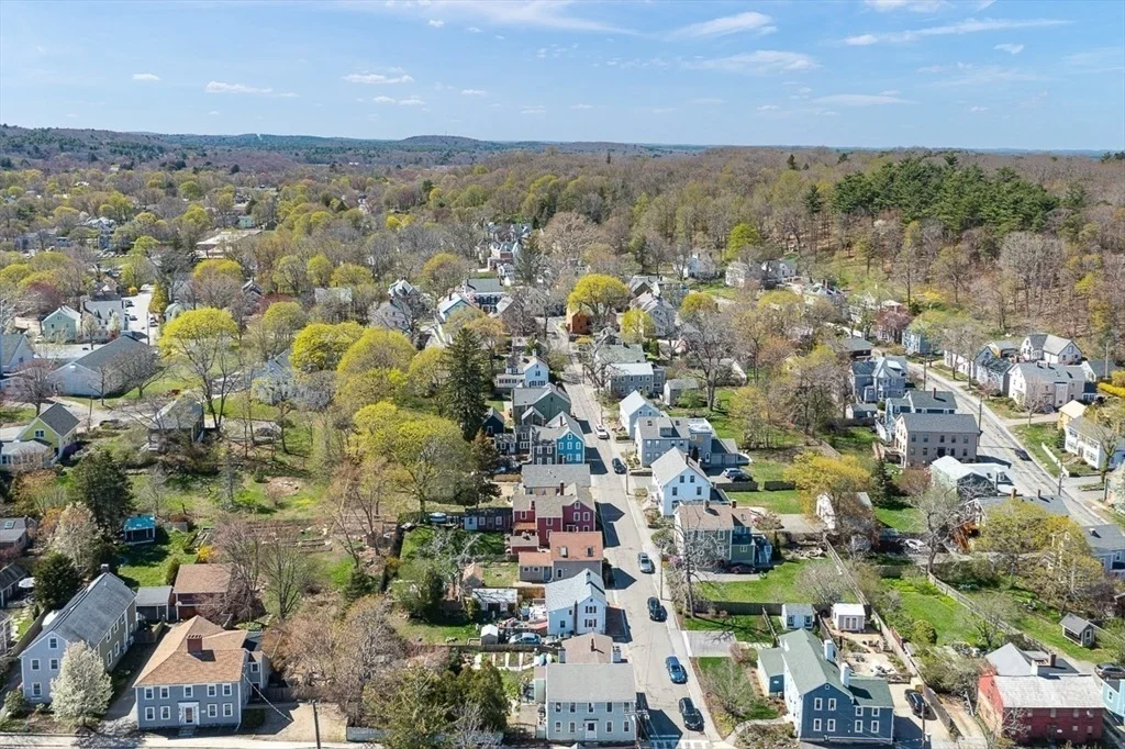 Photo of 11 County St