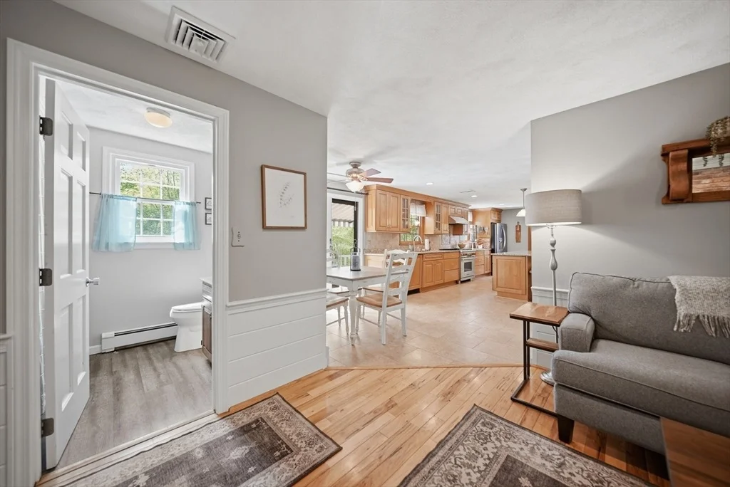 Photo of 16 Parsonage Hill Rd
