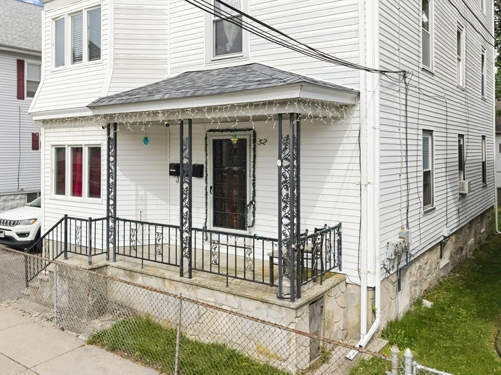 Photo of 52 Lapham St.