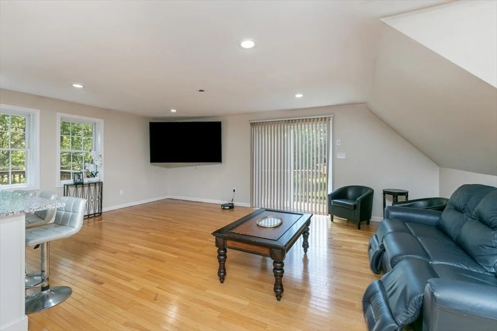 Photo of 10 Blye Rd