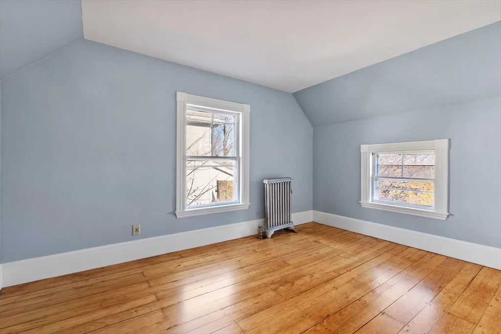Photo of 16 Pleasant St