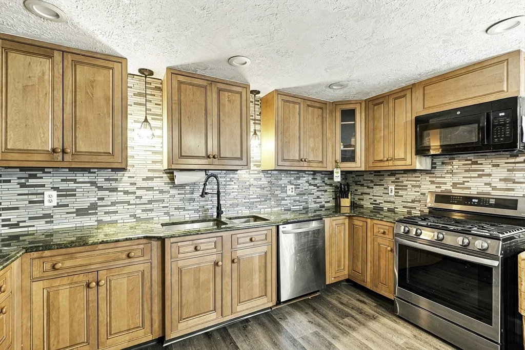 Photo of 188 Maple St