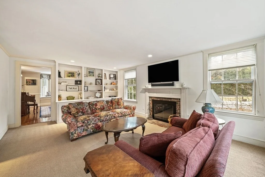 Photo of 74 Chestnut St