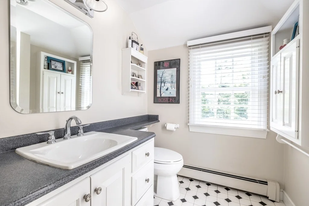 Photo of 212 Broad Meadow Road
