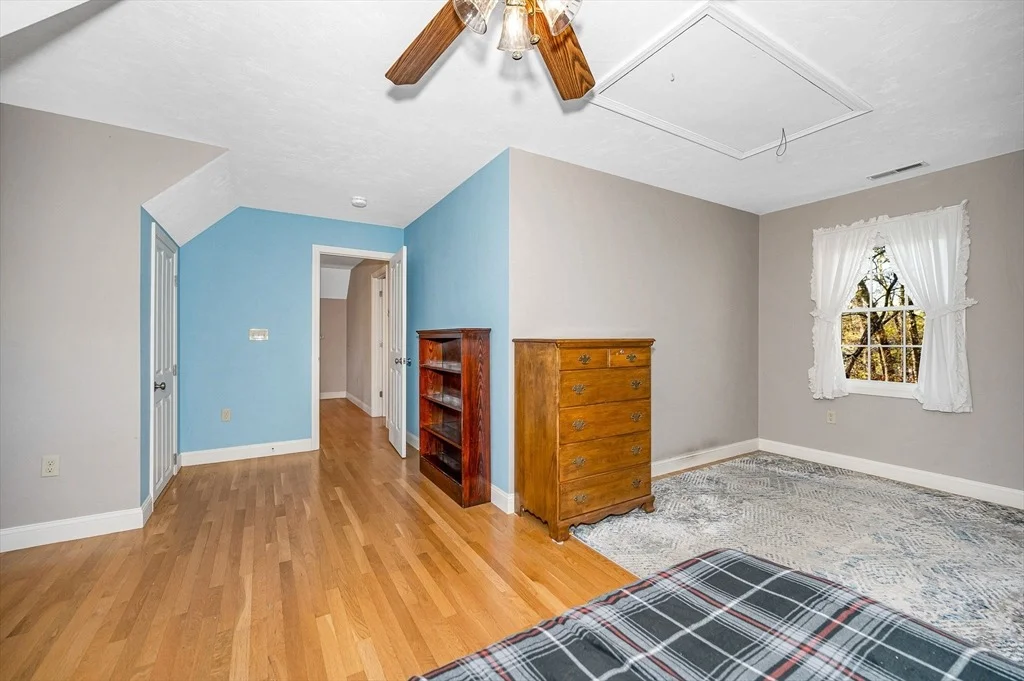 Photo of 12 Dawn Dr