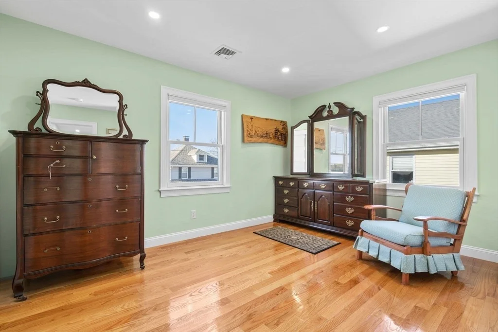 Photo of 68 Hampton Cir