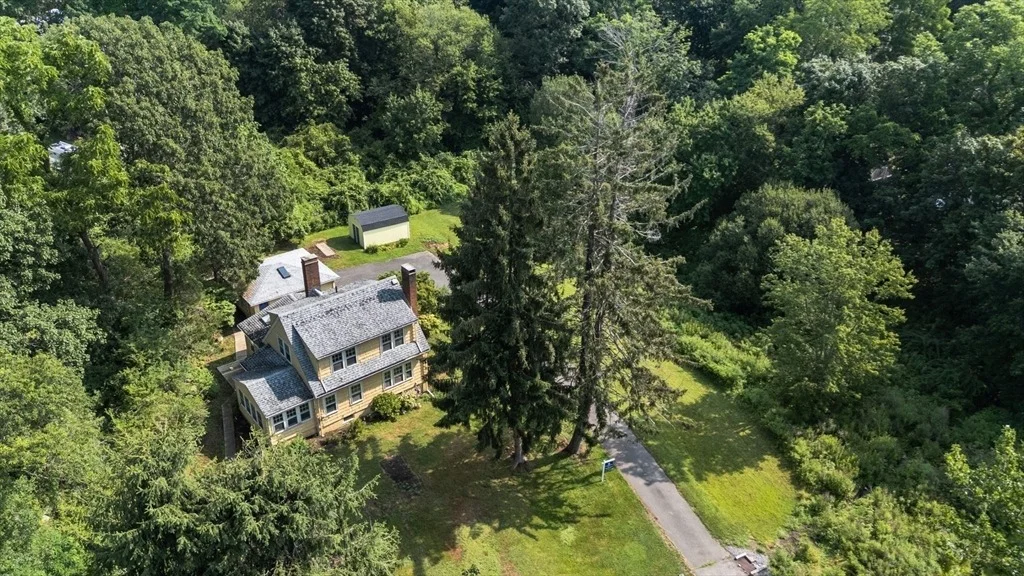 Photo of 134R Leonard Street
