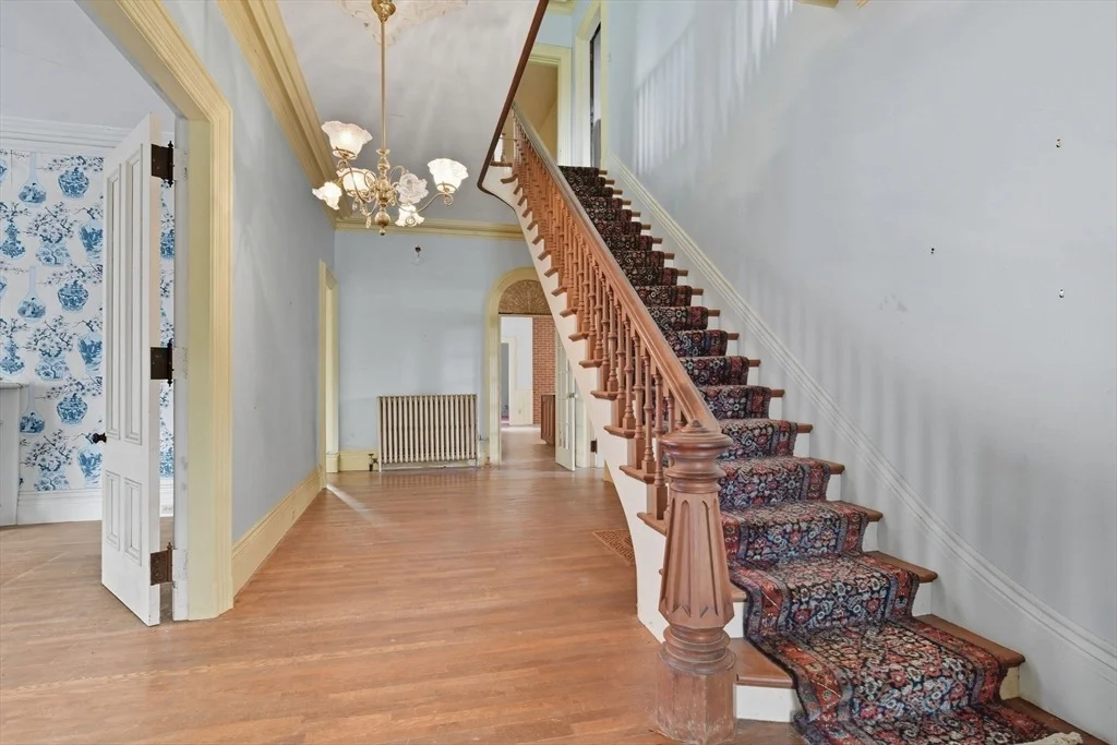 Photo of 18 Elm St