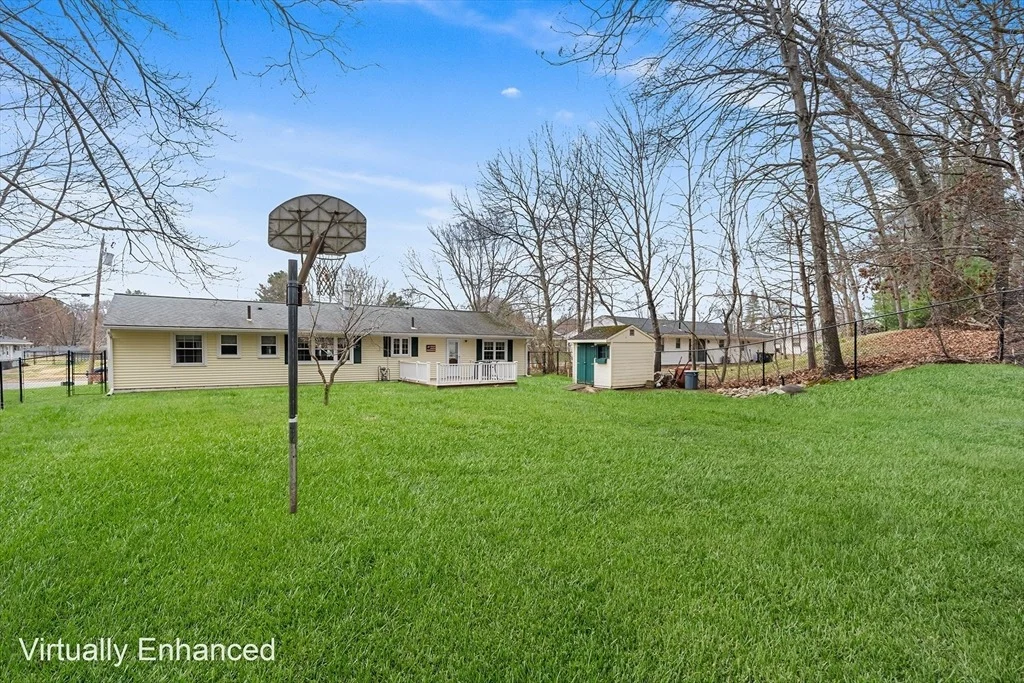 Photo of 271 Shirley Dr