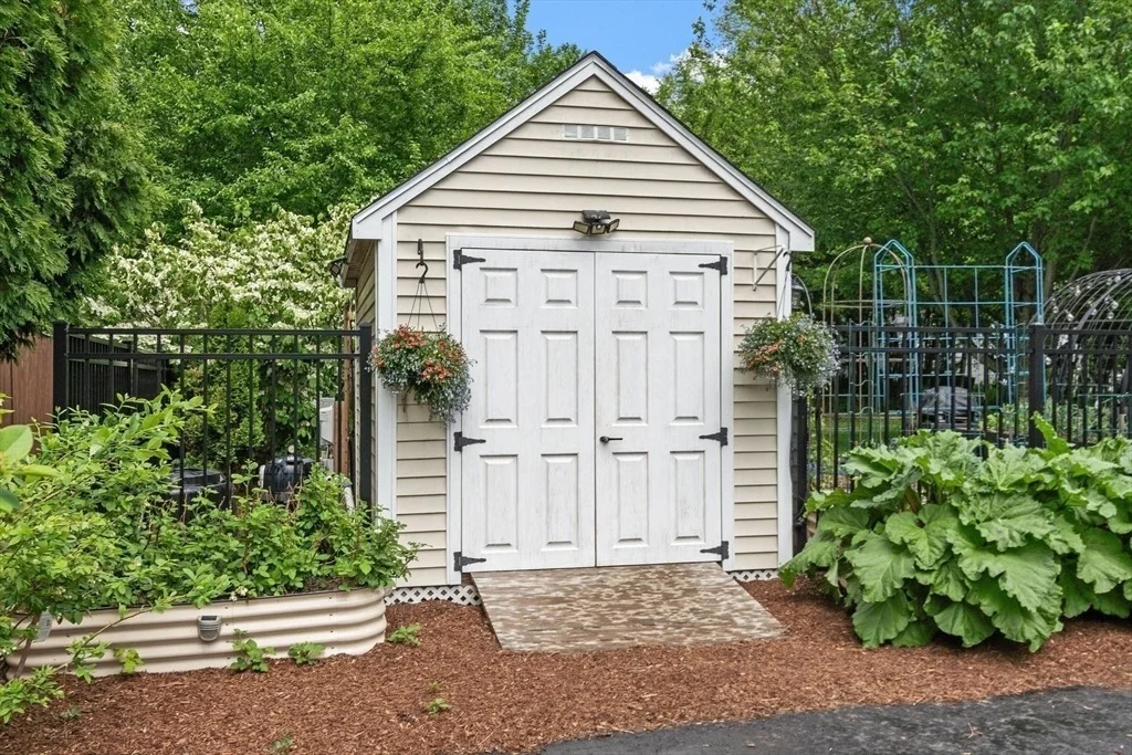 Photo of 83 Pleasant St