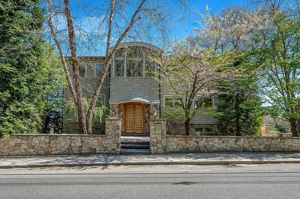 Photo of 2 Blanchard Road