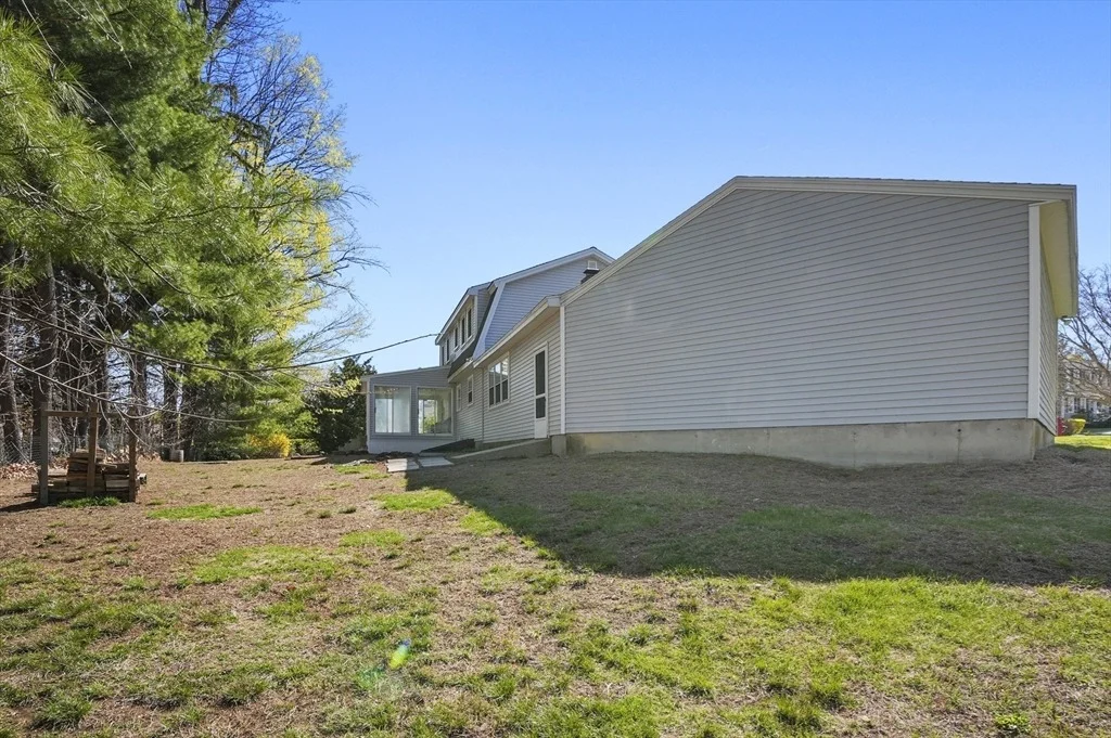 Photo of 112 Surrey Lane