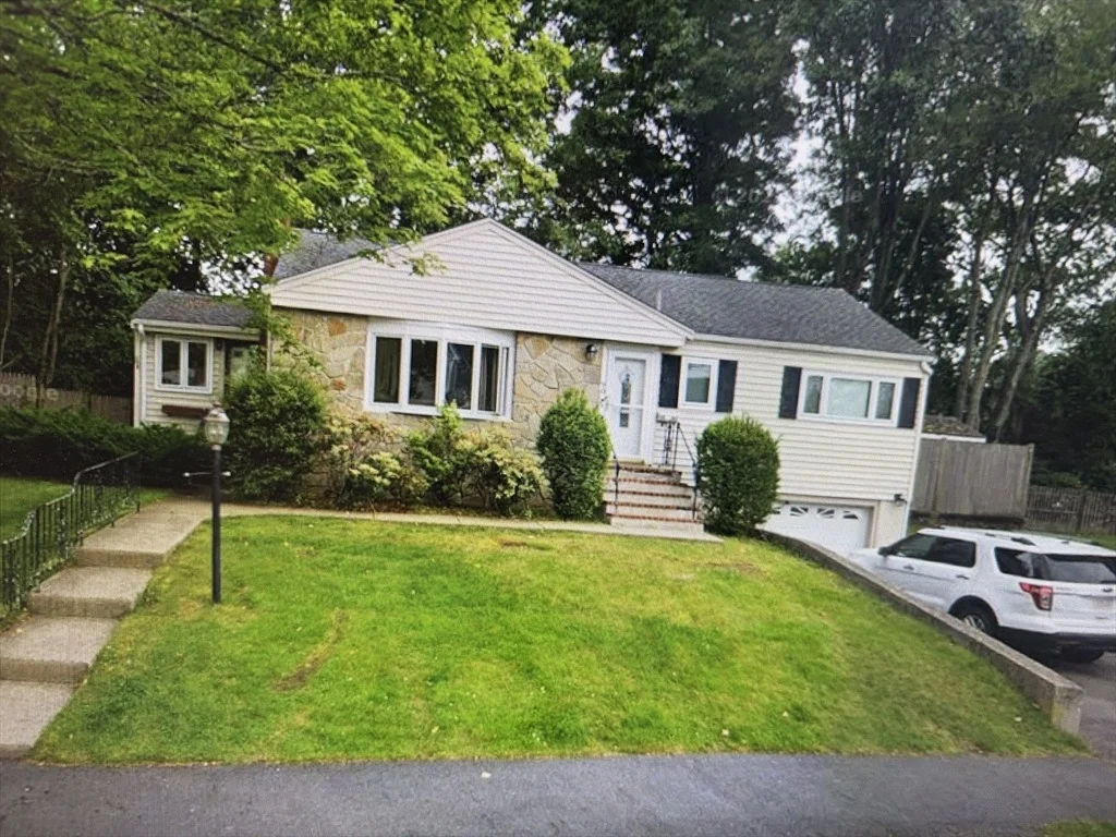 Photo of 90 Westview Dr.