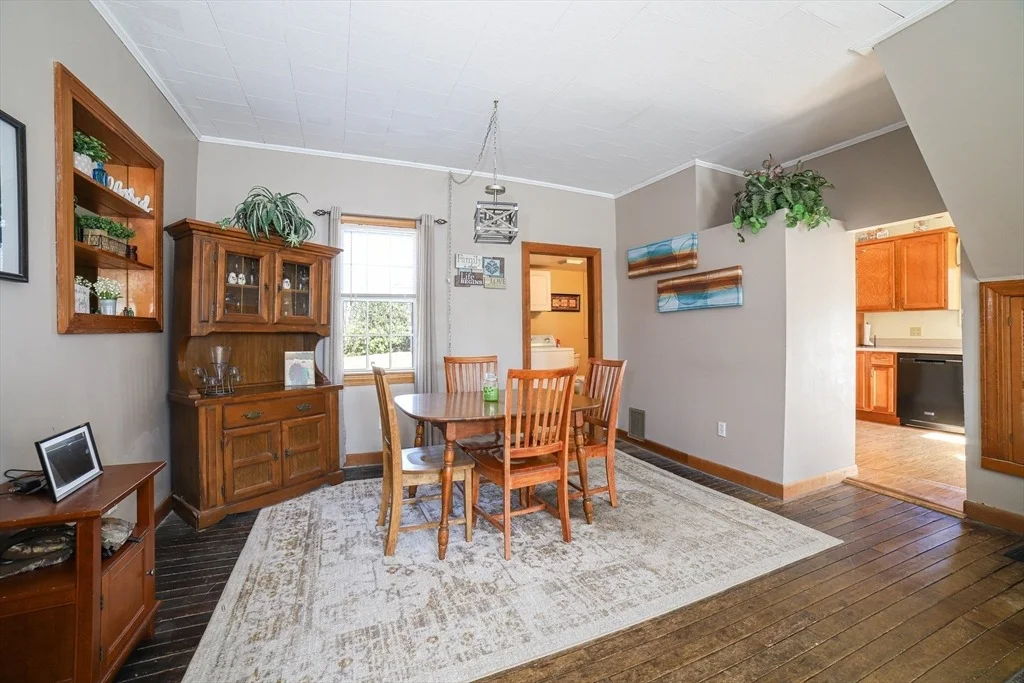 Photo of 27 Riverside Ave