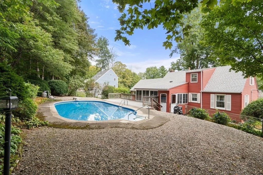 Photo of 51 Wildrose Ave