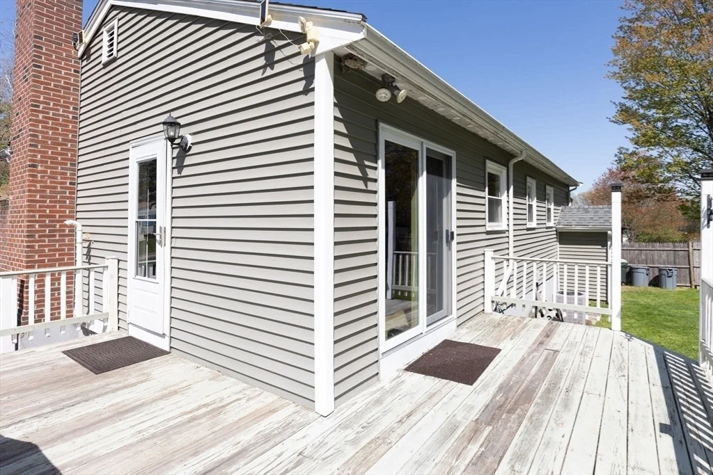 Photo of 15 Phillip Dr