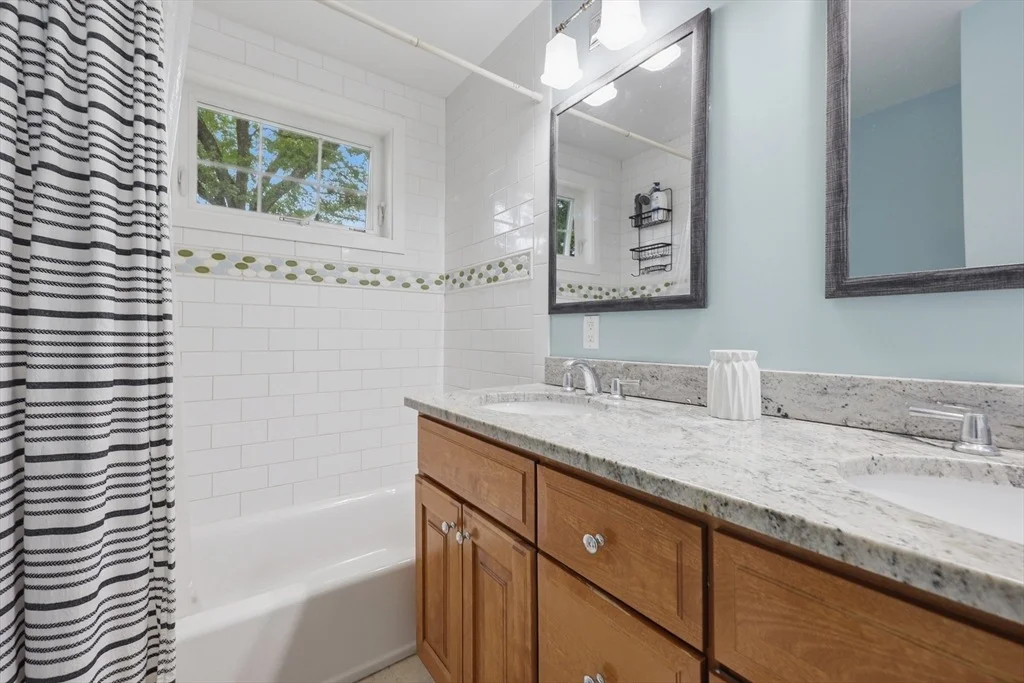 Photo of 5 Laclede Avenue