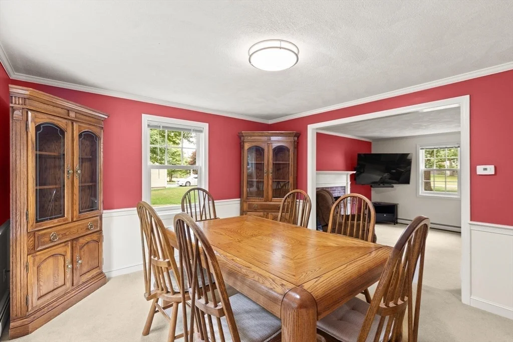 Photo of 35 Willowdale