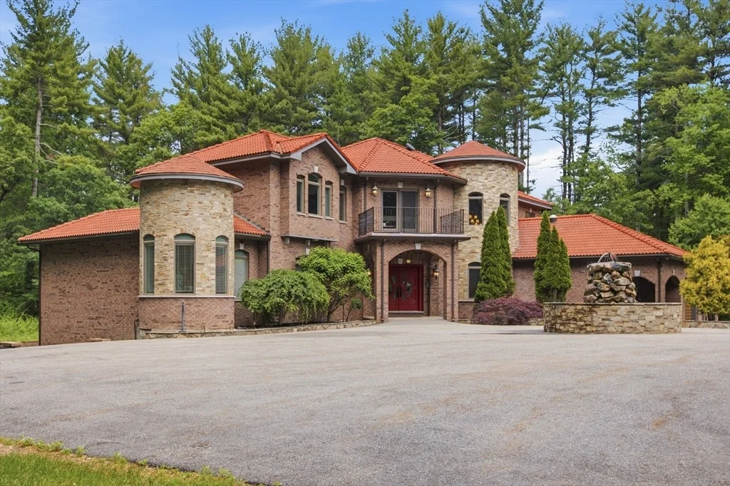 Photo of 8 Janice Ave