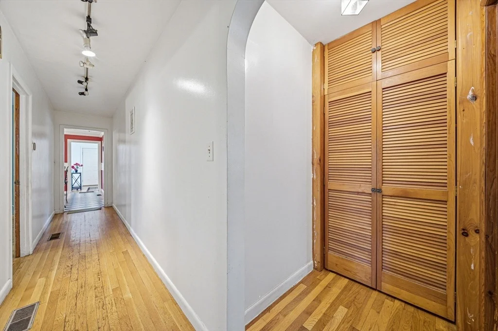 Photo of 146 Acton Road