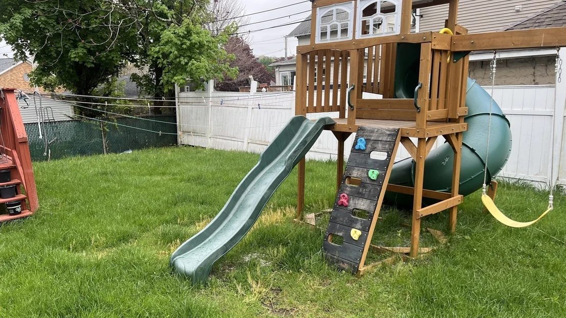 Photo of 133 Puritan Ave