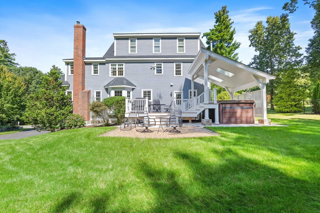 Photo of 7 Sylvan Dr
