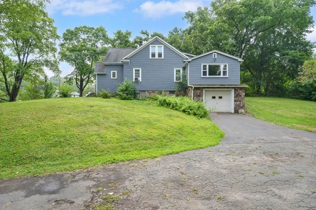 Photo of 207 Lacus Drive