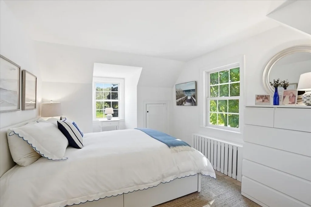 Photo of 77 Cushing Road