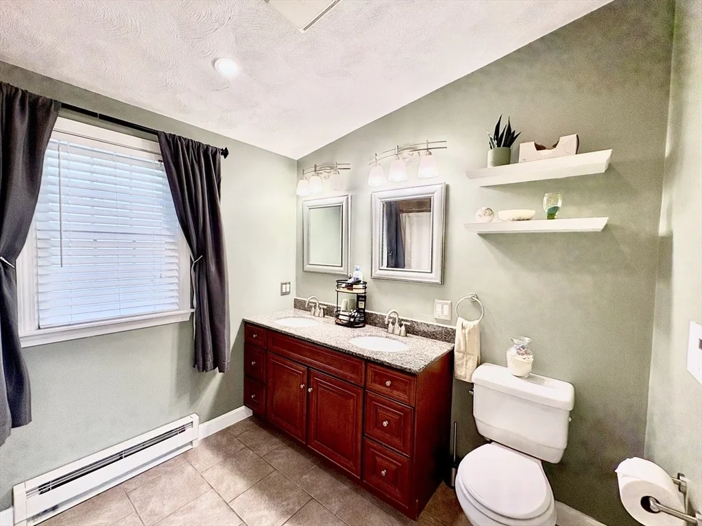 Photo of 82 Millard Ave